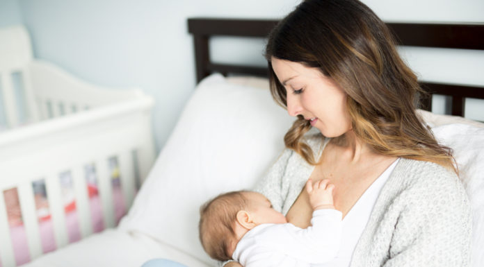 Het geven van borstvoeding leidt tot slimmere kinderen – Klopt dit wel?