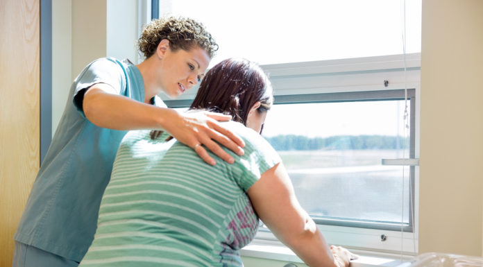 Bevallen met een doula aan je zijde Samen Zwanger - Bevallen met een doula aan je zijde