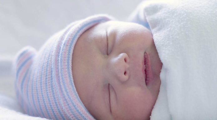 Eerste nacht met je pasgeboren baby Samen Zwanger - Eerste nacht met je pasgeboren baby