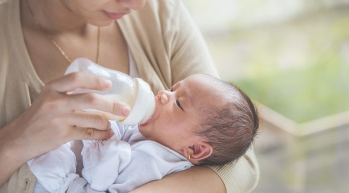 Flesvoeding: Mijn baby heeft altijd honger Samen Zwanger - Flesvoeding Mijn baby heeft altijd honger