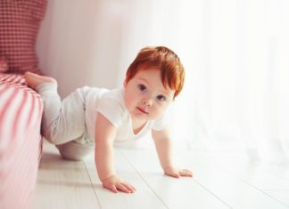 Kruipende baby brengt een hoop viezigheid in beweging Samen Zwanger - Kruipende baby brengt een hoop viezigheid in beweging