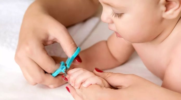 Nagels knippen Samen Zwanger - Nagels knippen