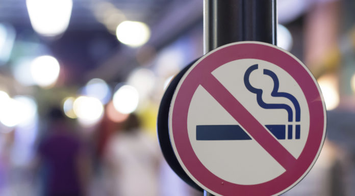 Verloskundigen en gynaecologen doen mee met rechtszaak tegen tabaksindustrie Samen Zwanger - Verloskundigen en gynaecologen doen mee met rechtszaak tegen tabaksindustrie