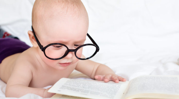 Voorlezen goed voor babybrein: ‘Kind krijgt grotere woordenschat’ Samen Zwanger - Voorlezen goed voor babybrein