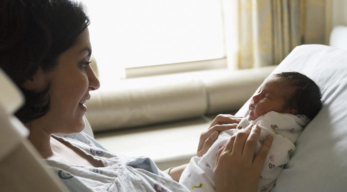 Pasgeboren Samen Zwanger - Pasgeboren