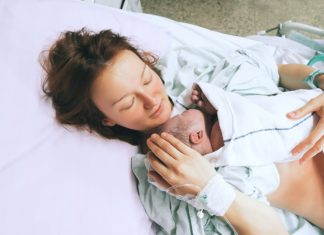 Deze vrouwen bevielen razendsnel: ‘Een uurtje zumba was zwaarder geweest’ Samen Zwanger - Deze vrouwen bevielen razendsnel