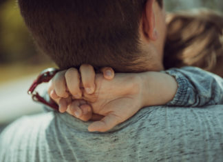 Er is één land ter wereld waar vaders meer voor de kinderen zorgen dan moeders Samen Zwanger - Er is één land ter wereld waar vaders meer voor de kinderen zorgen dan moeders