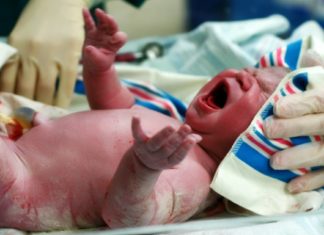 Inknippen tijdens bevalling Samen Zwanger - Inknippen tijdens bevalling