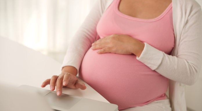 Recordaantal meldingen over discriminatie: zwangere vrouwen klopten in 2017 het vaakst aan Samen Zwanger - Recordaantal meldingen over discriminatie