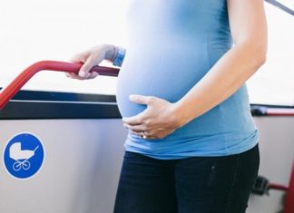 GVB komt met babybutton voor zwangere reizigers Samen Zwanger - GVB komt met babybutton voor zwangere reizigers