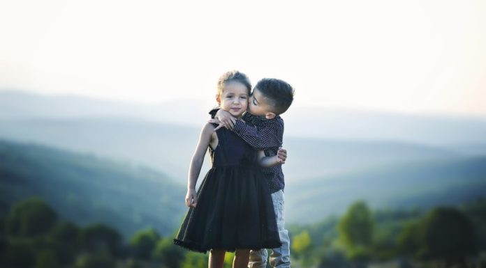 6 tips om je kind dankbaarheid bij te brengen Samen Zwanger - 6 tips om je kind dankbaarheid bij te brengen