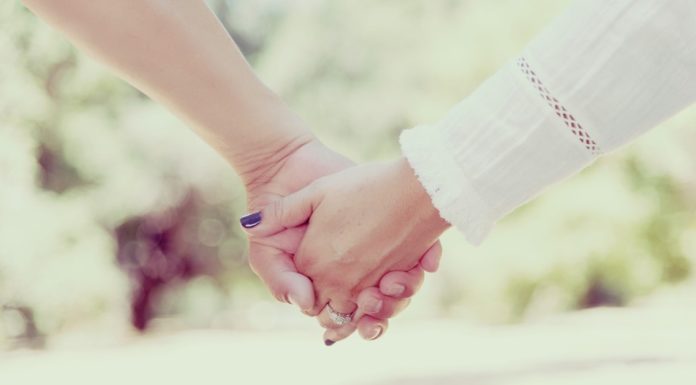 Houd je partners hand vast tijdens de bevalling Samen Zwanger - Houd je partners hand vast tijdens de bevalling