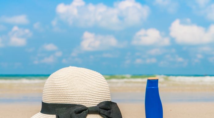 Afwijkingen bij de geboorte door zonnebrandcrème Samen Zwanger - Afwijkingen bij de geboorte door zonnebrandcrème