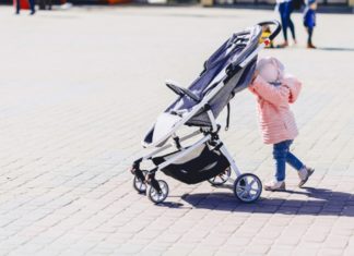 De marathon rennen met een kinderwagen Samen Zwanger - De marathon rennen met een kinderwagen