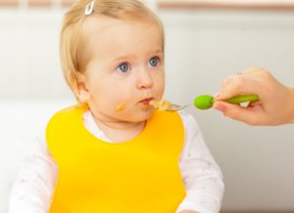 Tips om te voorkomen dat jouw baby een kieskeurige eter wordt Samen Zwanger - Tips om te voorkomen dat jouw baby een kieskeurige eter wordt