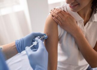 Is er een effect van coronavaccins op de vruchtbaarheid? Samen Zwanger - Is er een effect van coronavaccins op de vruchtbaarheid