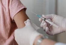 Eerste kamer stemt voorstel D66 weg om ongevaccineerde kinderen te weigeren bij opvang Samen Zwanger - Eerste kamer stemt voorstel D66 weg om ongevaccineerde kinderen te weigeren bij opvang